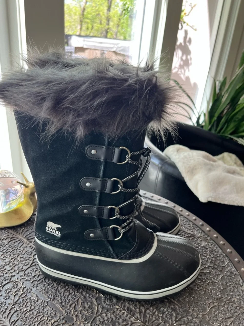 SOREL JOAN OF ARCTIC WATERPROOF BOOTS IN BLACK DOVE 7 Y 8 W 39 EU
